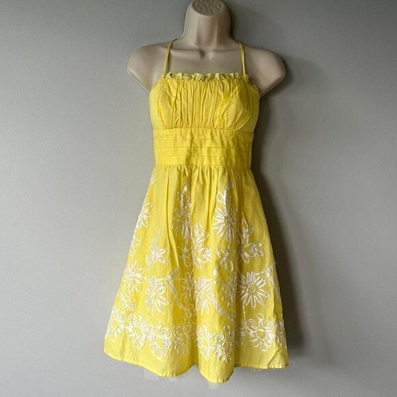 B. Darlin Yellow Floral Embroidered Fit and Flare Dress Size 5/6 - Picture 1 of 10